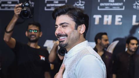  Sự Kiện Fawad Khan: Một Đêm Âm Nhạc Khác Thường - Khi Ngôi Sao Pakistan Bắt Tay Cùng Danh Ca Việt Nam